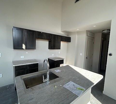 4th image of 3553 Greenways Main Blvd