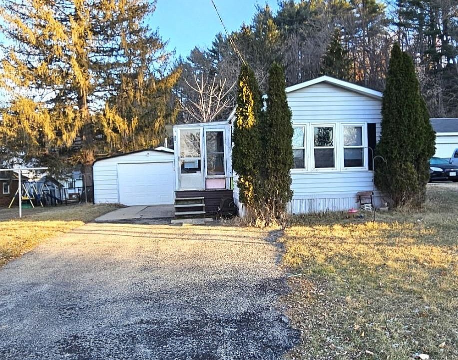 1st image of 205 E Colvin Rd