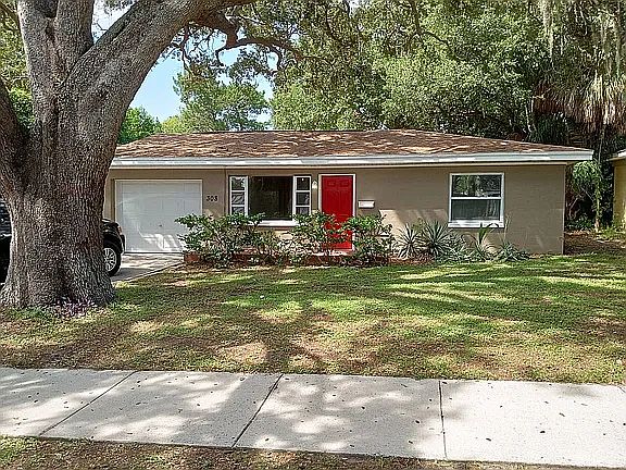 2nd image of 308 Woodlawn Ave #308