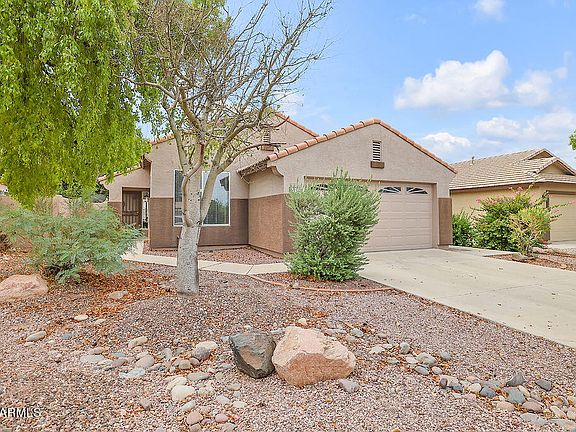 2nd image of 5741 E GLADE Avenue