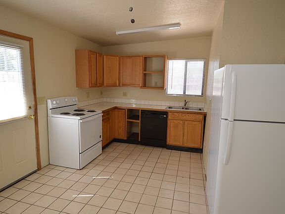3rd image of 4443 E 4th Ave #2