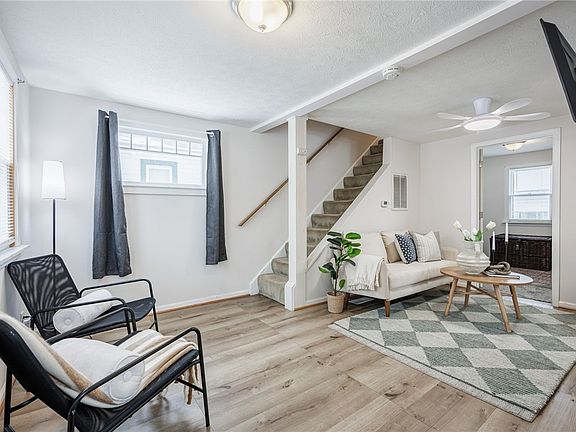 2nd image of 131 Mosley Rd