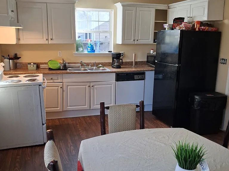 2662 Hood Ave NW — Photo 3