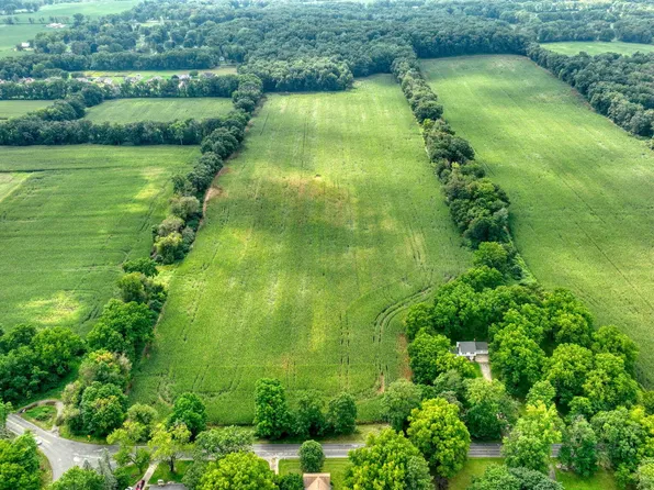 Horton Rd, Jackson, MI 49201