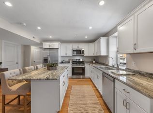 7 Cedar St #4, Taunton, MA 02780