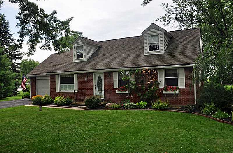 1st image of 230 Floral Acres Dr