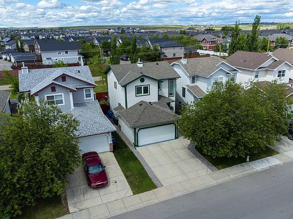 2nd image of 381 Silver Springs Way NW