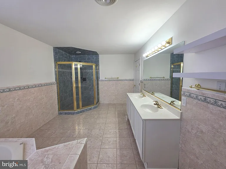 109 Masters Ln — Photo 44