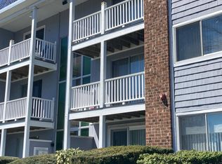 494 Putnam Pike, Greenville, RI 02828