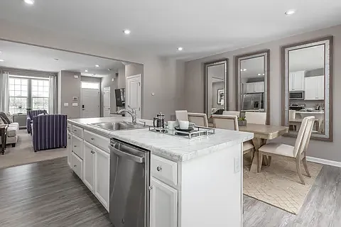 420 Park Ave #3 — Photo 9