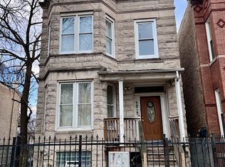4039 W Wilcox St APT 2, Chicago, IL 60624