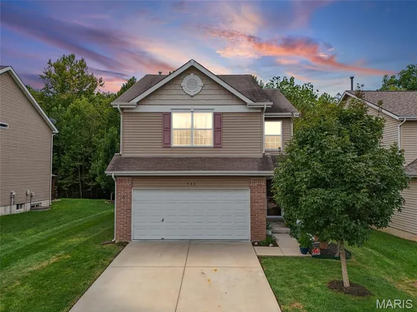533 Parkgate Dr, Lake Saint Louis, MO 63367