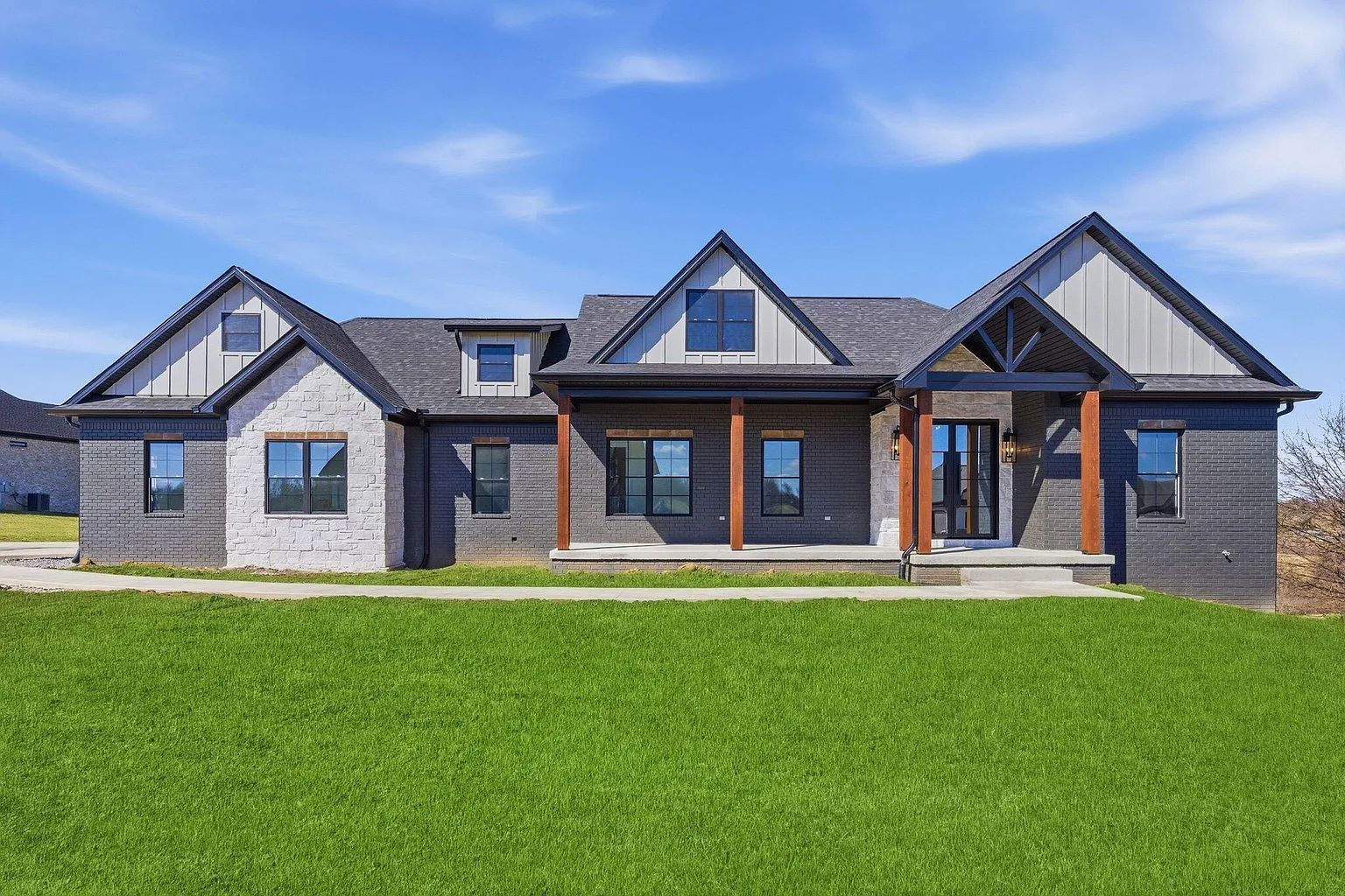 4107 Equestrian Way photo 1