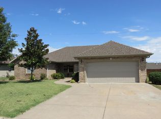 4015 W Rosebrier St, Springfield, MO 65807