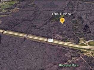 1704 Tune Ave, Dallas, TX 75217