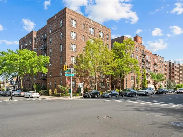 2375 Ocean Avenue image 1 of 15