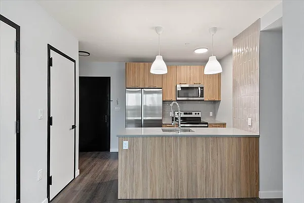 Rented by Elmekies Equities | media 1