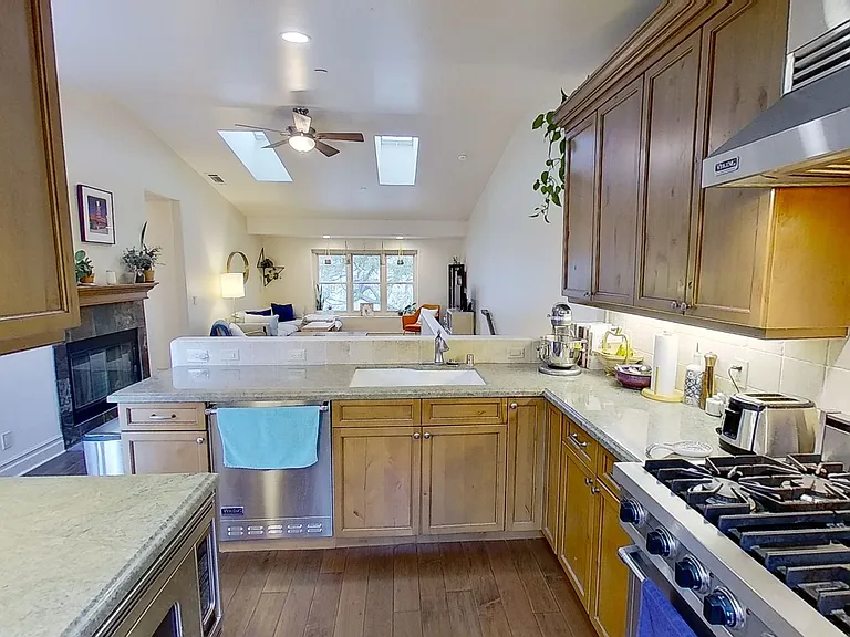 1318 San Andres St #C — Photo 13