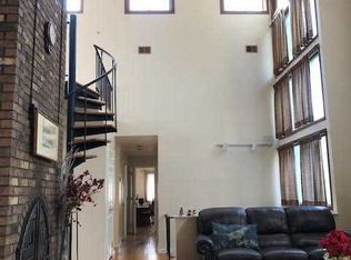 35 Hampshire Rd, Township Of Washington, NJ 07676