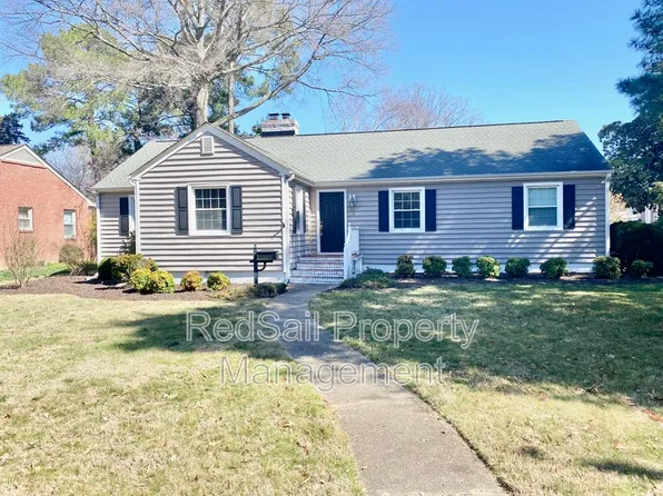 18 River Rd, Newport News, VA 23601