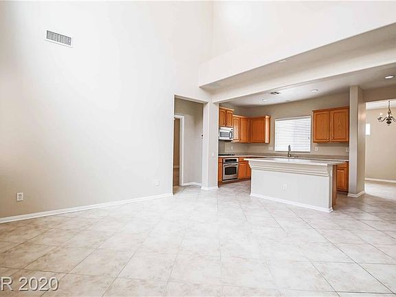 5th image of 2146 Valley Sand St