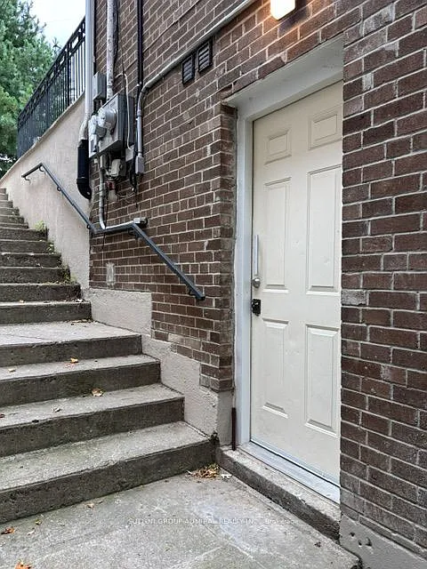 1 bed, $2,400 — Photo 2