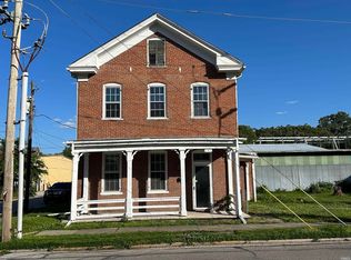 104 S 10th St, Vincennes, IN 47591