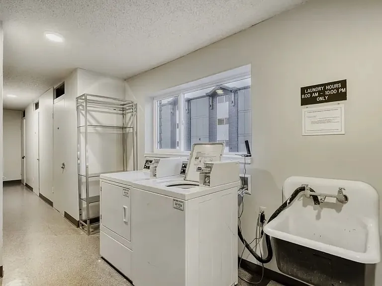2501 Canterbury Ln E #215 — Photo 18
