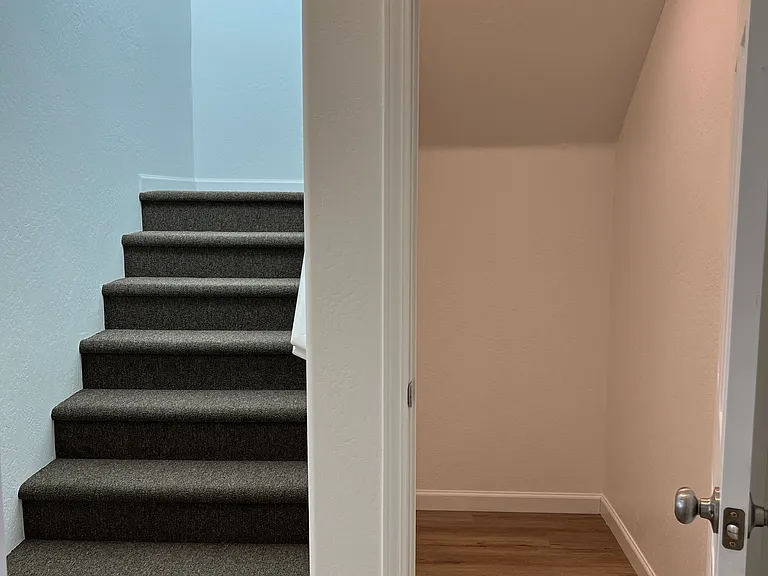 1025 Washington St — Photo 10