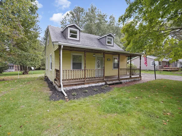 9497 Hyde Rd, Clarklake, MI 49234