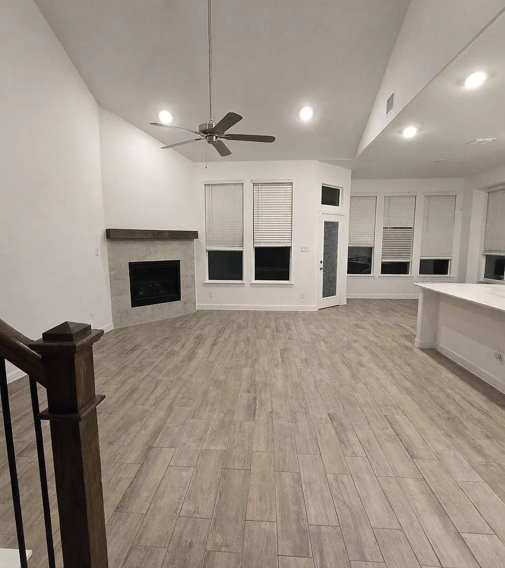 5 bed, 3357 sqft, $3,800 — Photo 4
