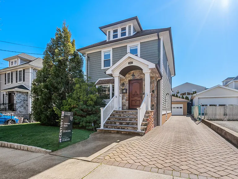 66 Crescent Ave — Photo 1