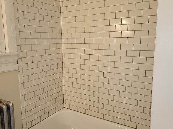 4th image of 531 Wells Ave NW #5