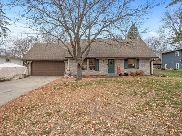 6316 81st Ave N, Brooklyn Park, MN 55445