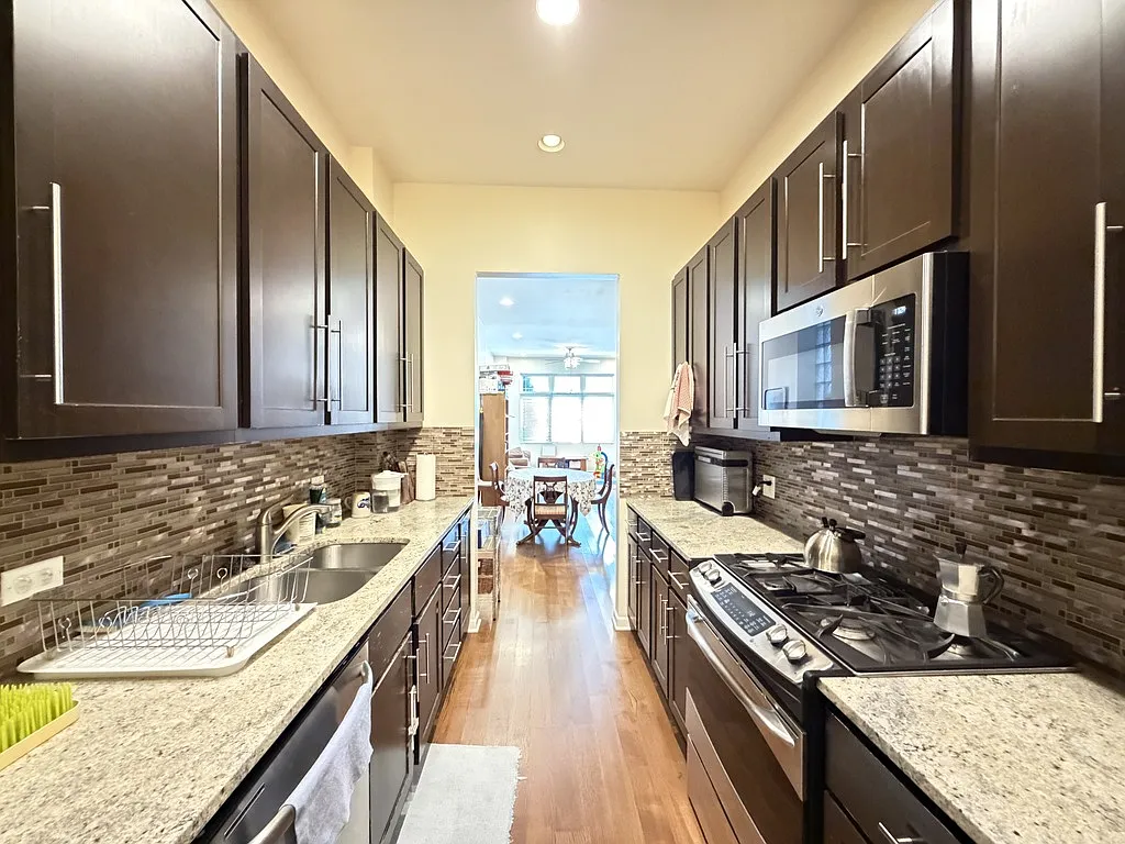 Astounding 2 Bed, 2 Bath at Campbell + Hirsch (Humboldt Park) — Photo 4
