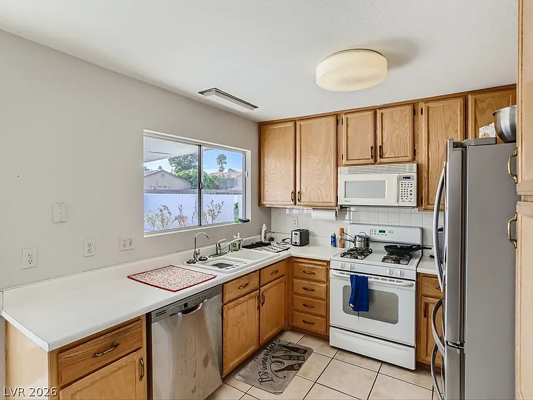 8624 Manalang Rd — Photo 4