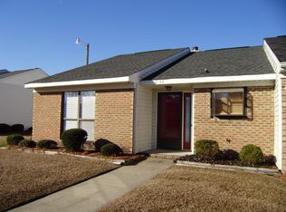 2158 Fox Run Dr, Kinston, NC 28504