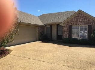 192 Lakeway Dr, Madison, MS 39110