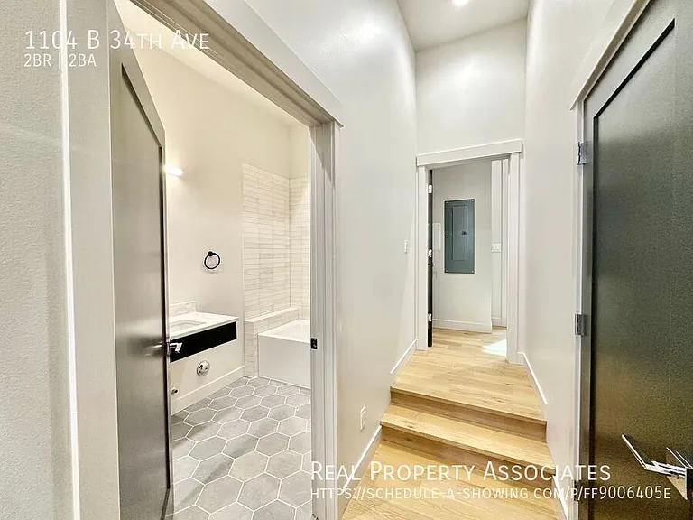 1104B 34th Ave — Photo 7