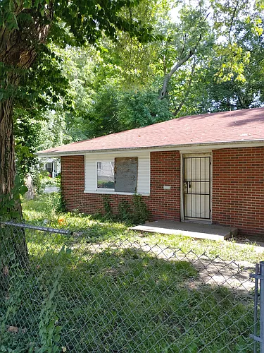 5050 Hallows Ave Photo 1