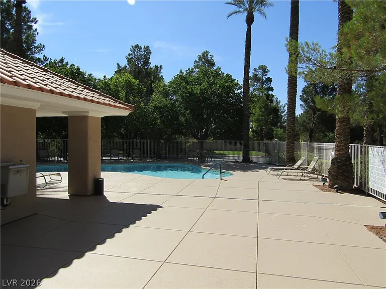 8521 Heather Downs Dr — Photo 20
