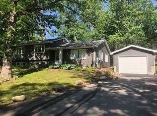 1500 W Ridgewood Dr, Cedar Falls, IA 50613