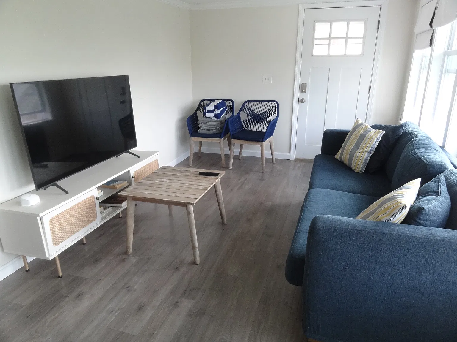 2 bed, 625 sqft, $2,000 — Photo 3
