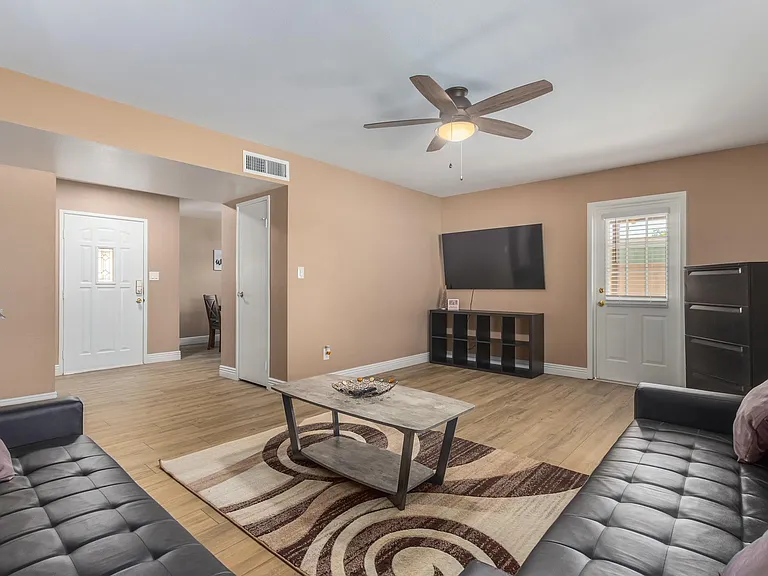 6132 W Mauna Loa Ln — Photo 4