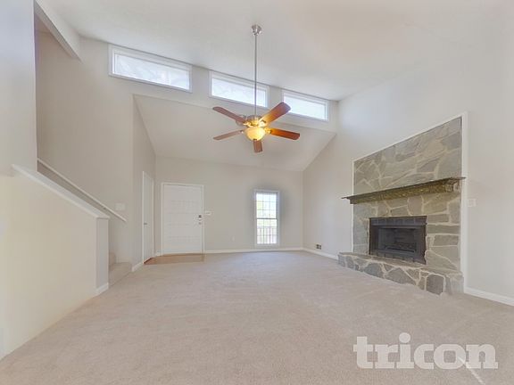 3rd image of 286 Macland Springs Dr