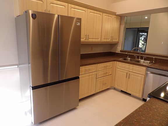 4th image of 5242 Fairway Woods Dr APT 3612