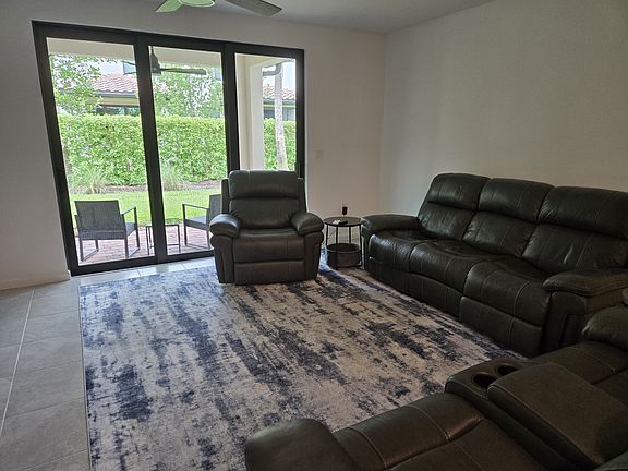 3rd image of 1542 Fells Cove Ln