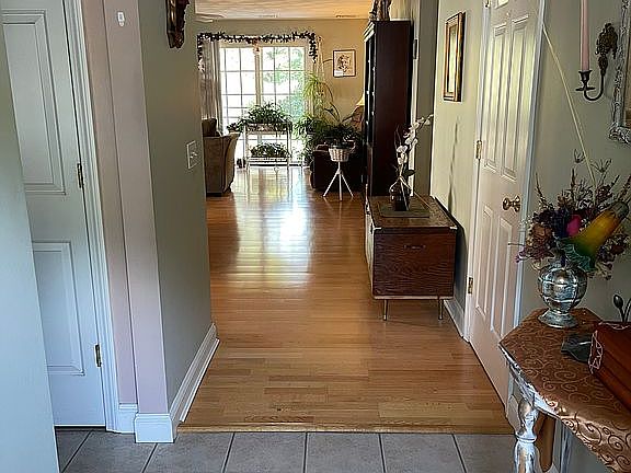 5th image of 7 Bristol Woods Dr #B