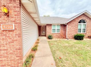 4210 S Mentor Avenue, Springfield, MO 65804