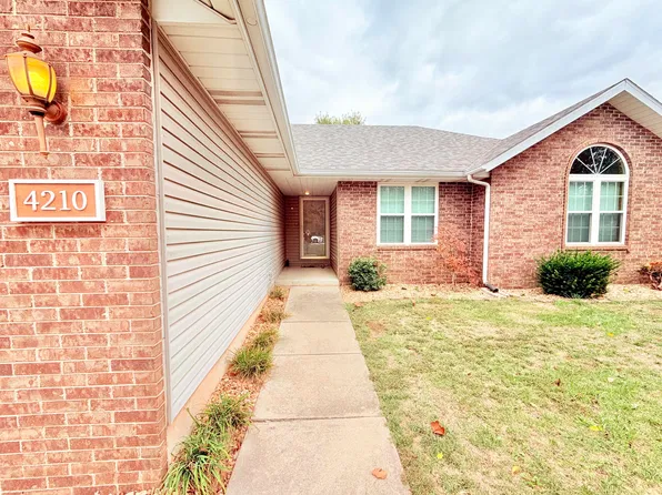 4210 S Mentor Avenue, Springfield, MO 65804